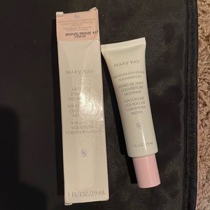 Bronze 607 Mary Kay medium coverage foundation